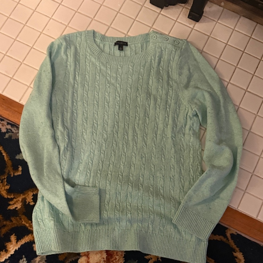 Talbots Light Green Cable Knit Sweater-worn once-excellent condition